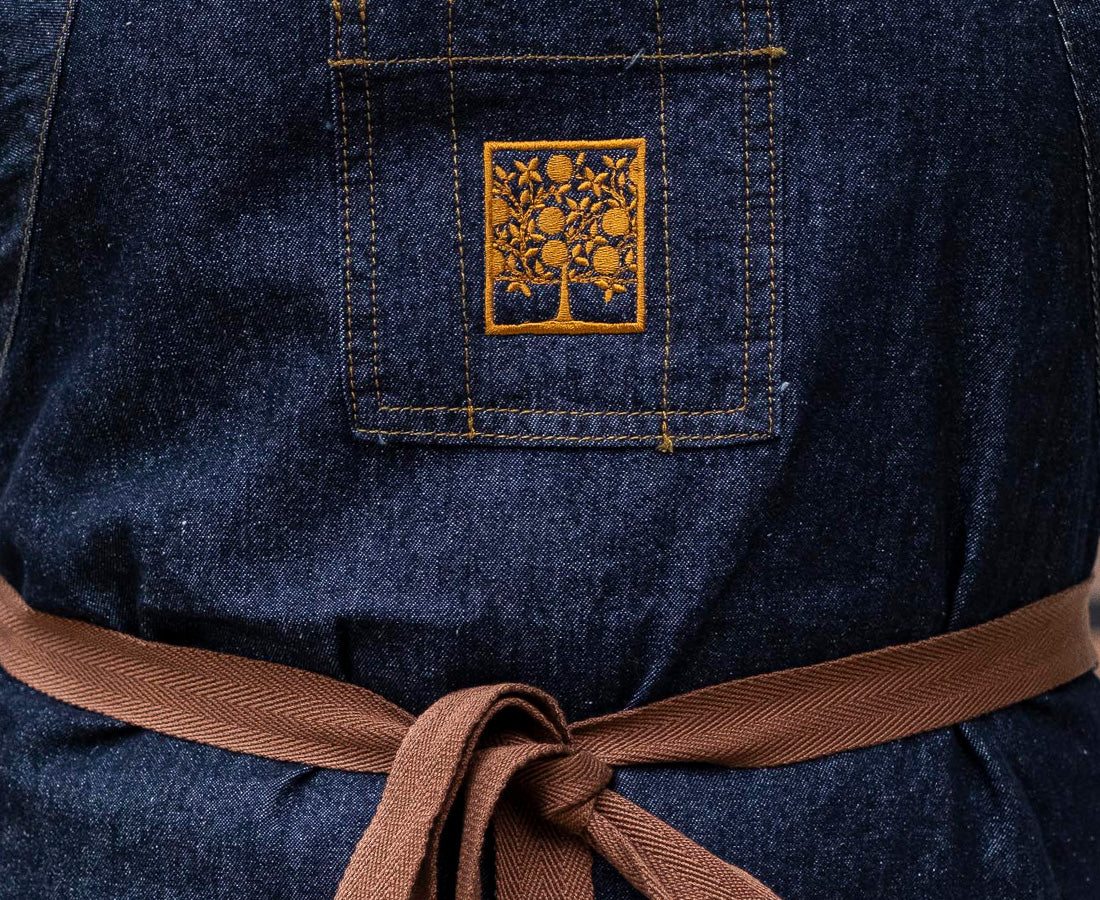 Pleasant Hill Bib Apron