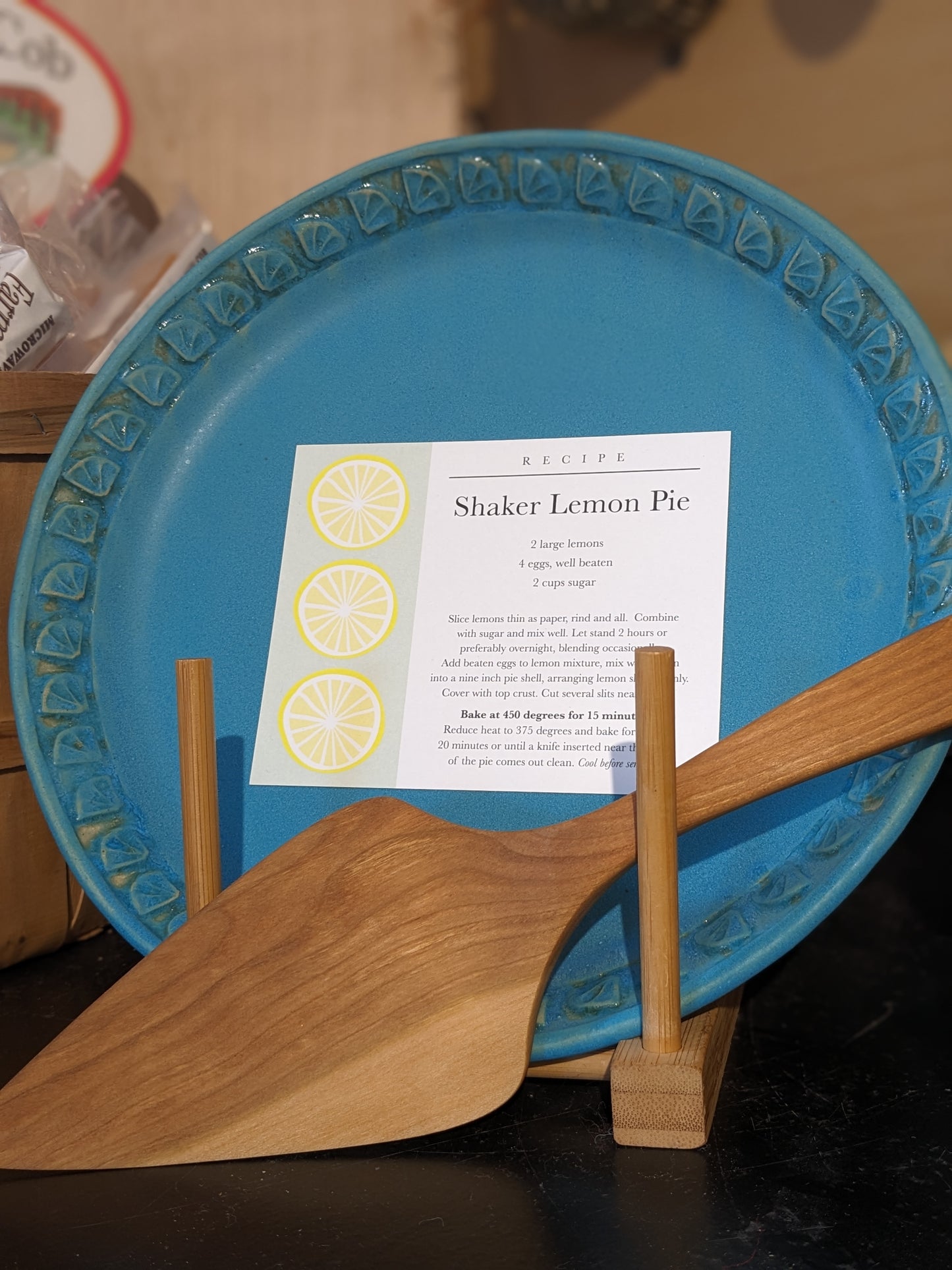 Shaker Lemon Pie Plate with Recipe Card