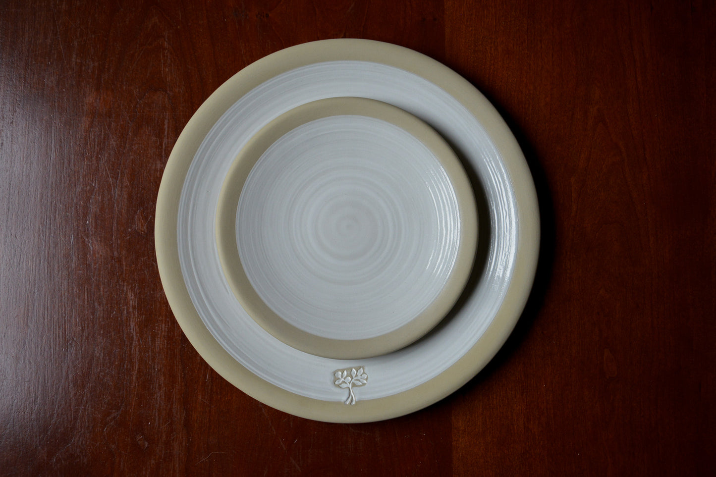 7" Thin Coupe Plate Trustees' Table Pottery Collection