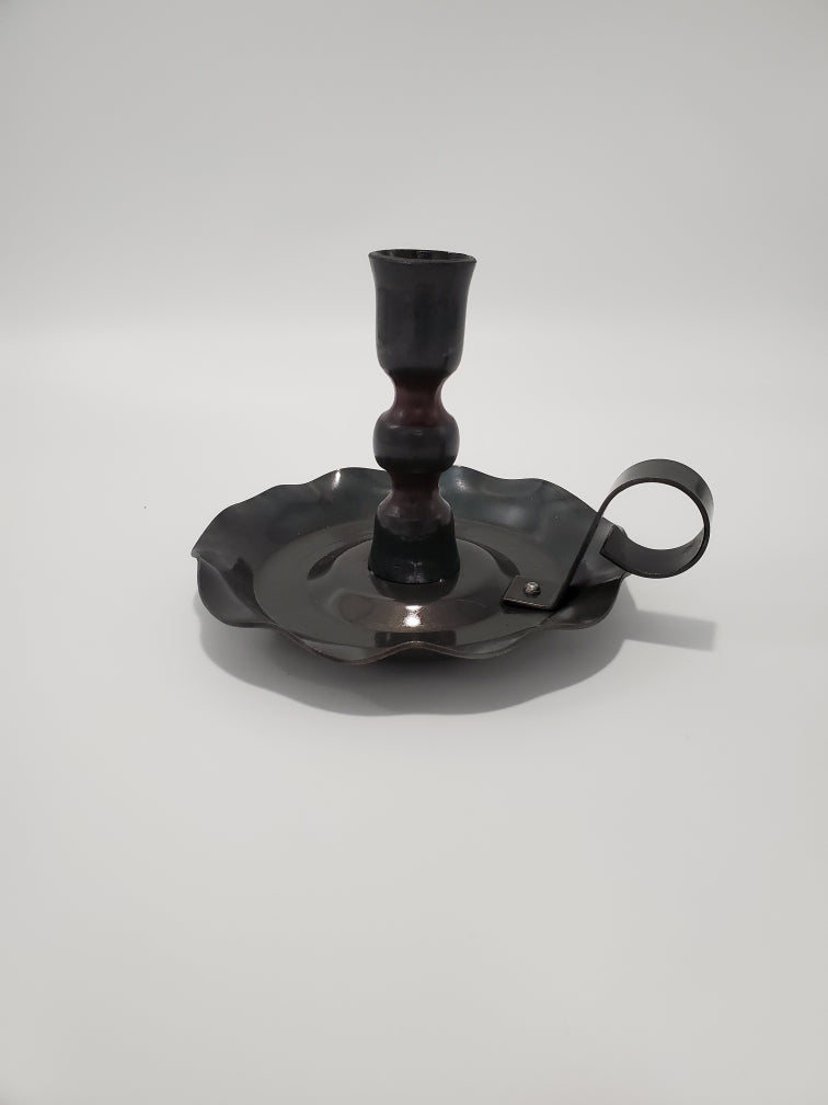 A6 - Scallop Candle Holder