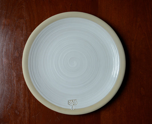 11" Thin Plate Trustees' Table Pottery Collection
