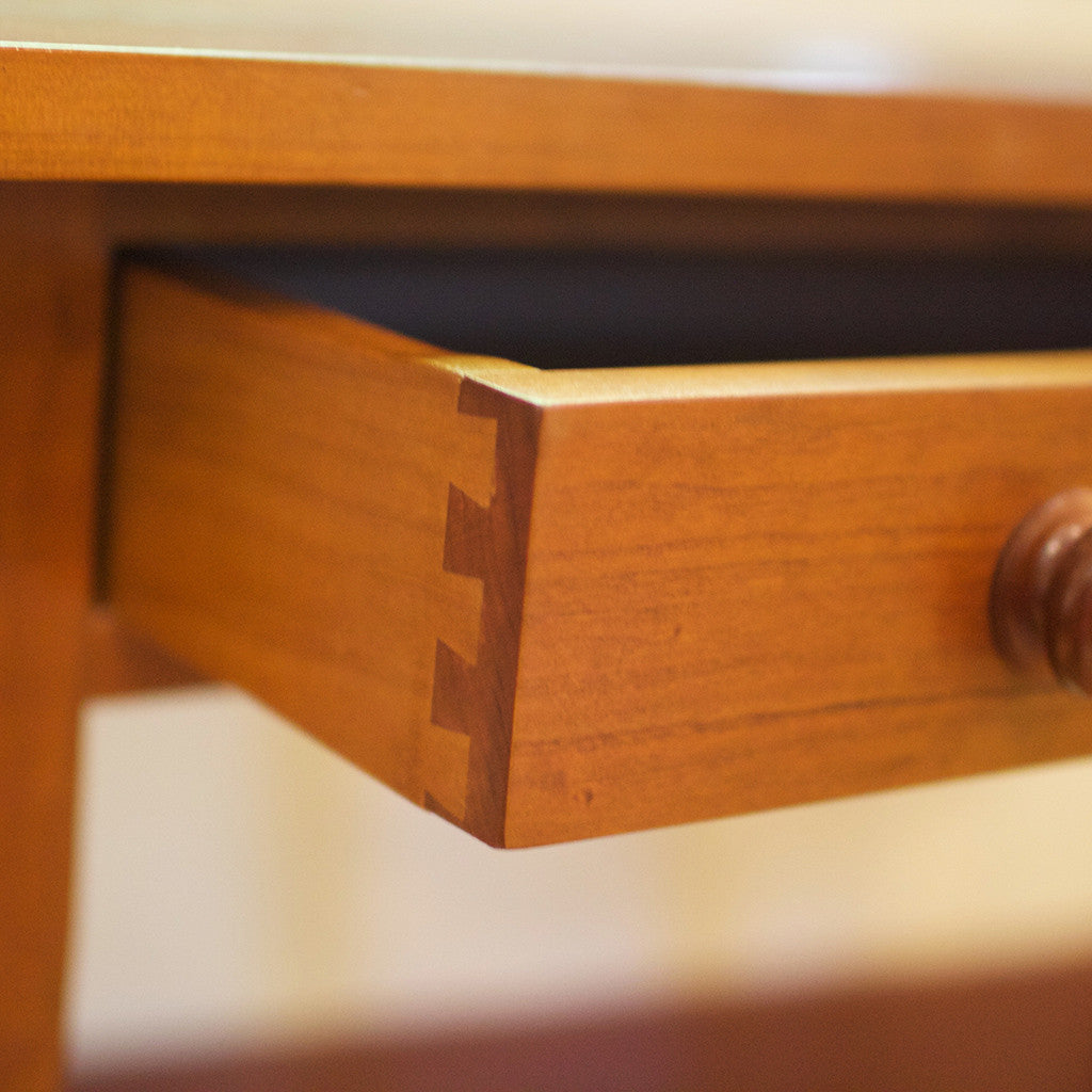 Reproduction Furniture: Writing Desk with Drawer