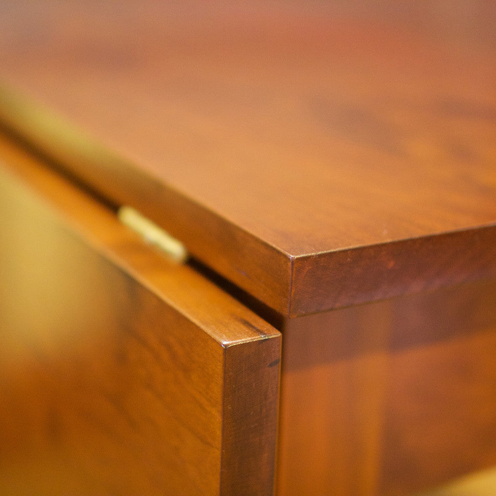 Reproduction Furniture: Drop Leaf Table